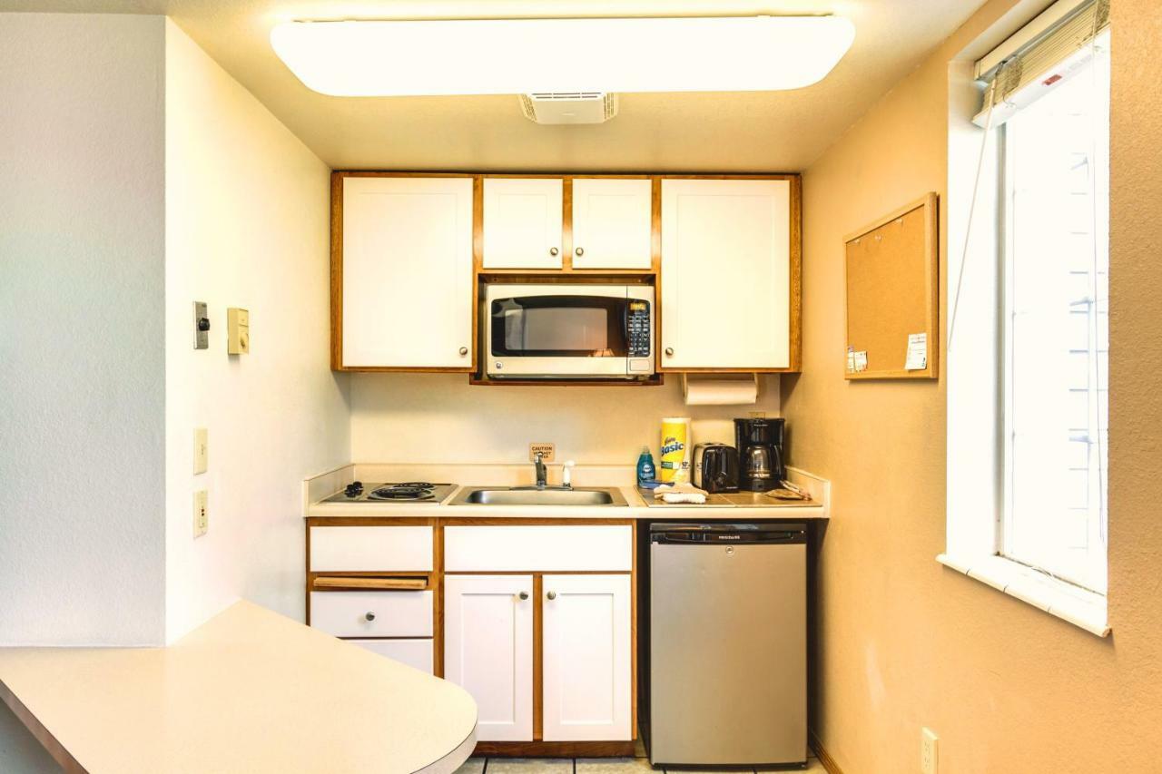 Turning Leaf Townhome Suites Fairwood Zewnętrze zdjęcie